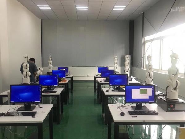 Sichuan University creates a robotics laboratory